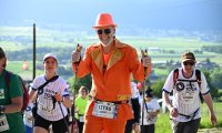 bcn_tour_neuchatel_26_podium_et_costumes_00011