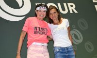 bcn_tour_neuchatel_26_podium_et_costumes_00176